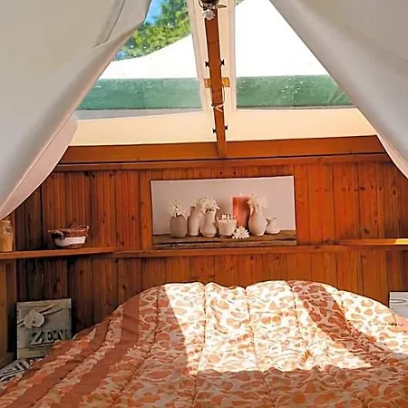 Insolite Vue Sur Le Ciel Etoile , Cuisine, Salle D Eau, 2 , Proche Du Zoo De La Palmyre Les Mathes